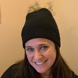 Meet your Posher, Farra